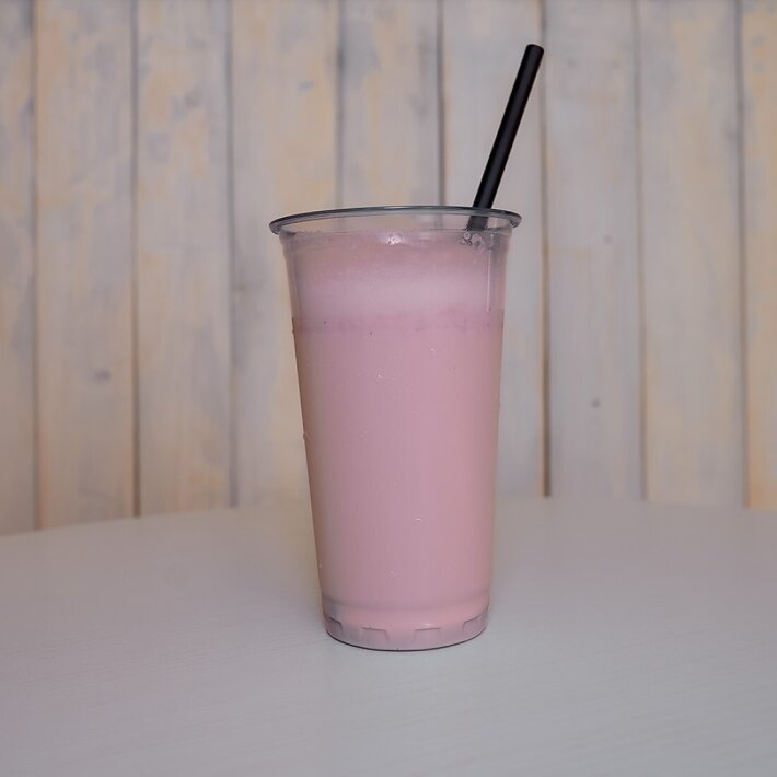 Малиновый молочный коктейль
