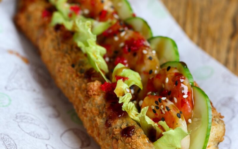 Ролл-дог с королевской креветкой