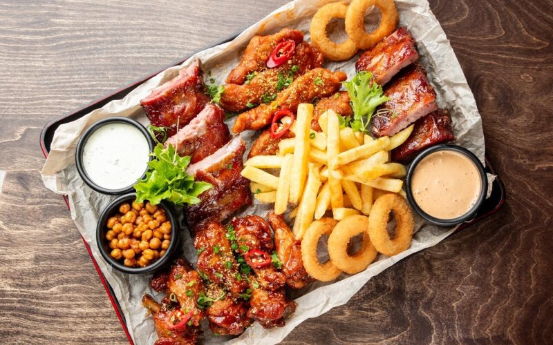 Сет «Фирменный Pub 12 на компанию»