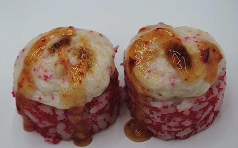 Запеченный ролл с креветкой