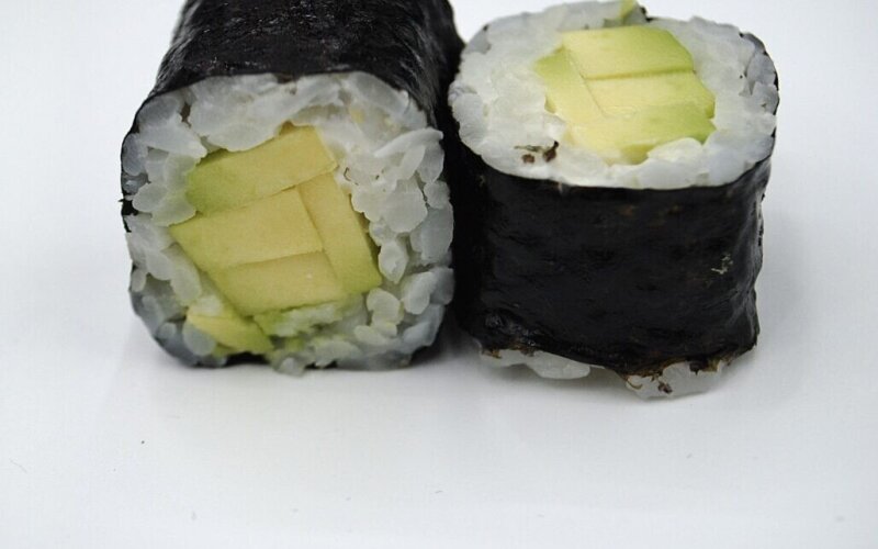 Ролл «Авокадо маки»