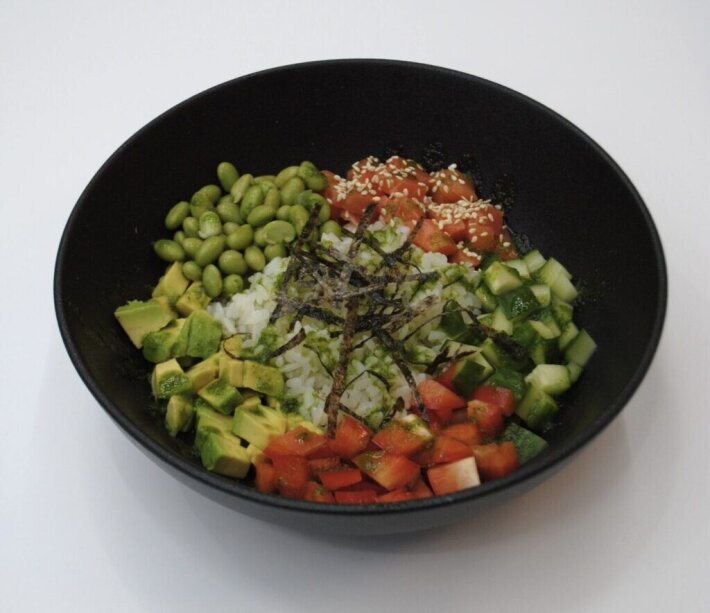 Поке с лососем