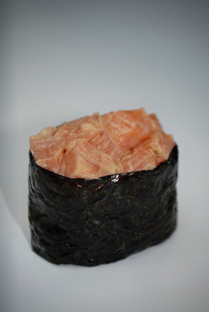 Гункан «Спайси сяке»