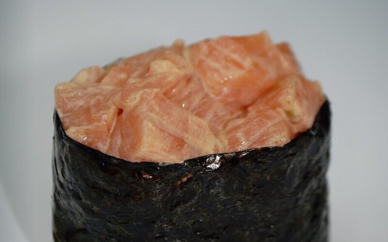 Гункан «Спайси сяке»