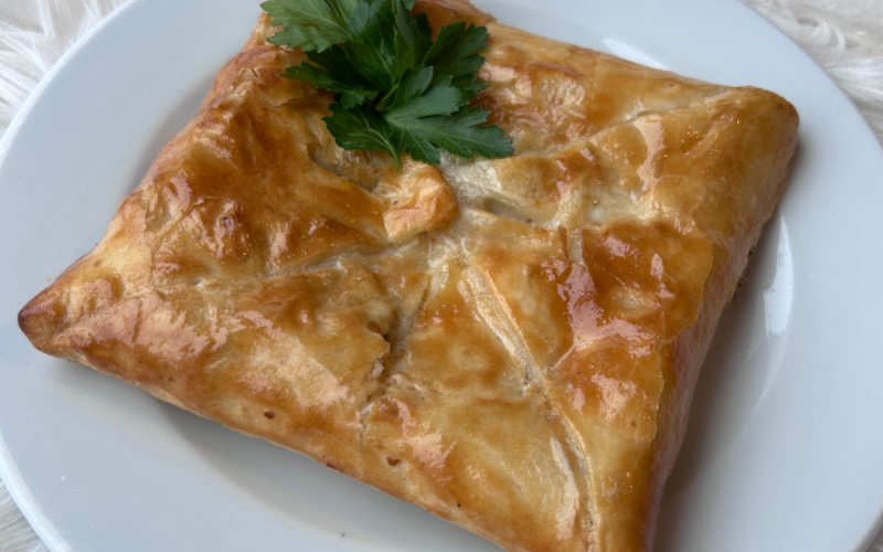 Пеновани с курицей и грибами