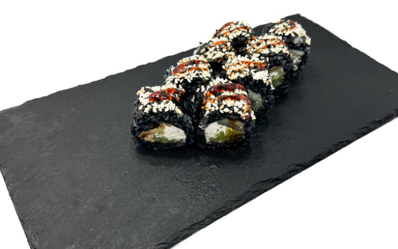 Ролл «Чёрный угорь»