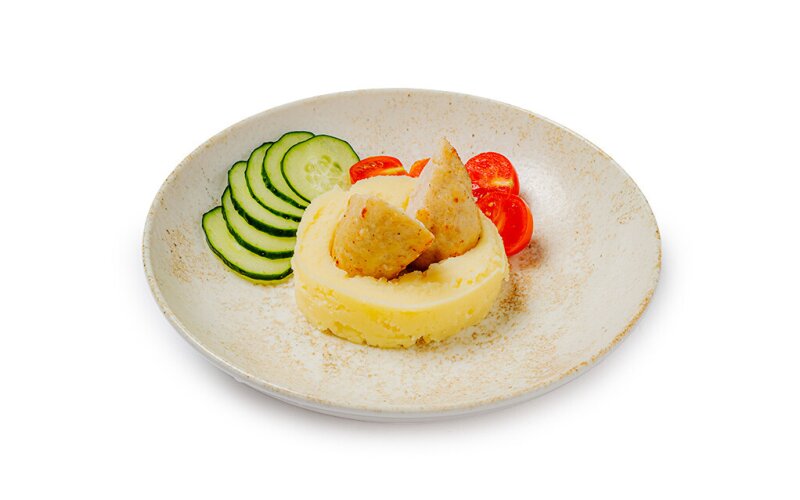 Куриные котлеты с картофельным пюре