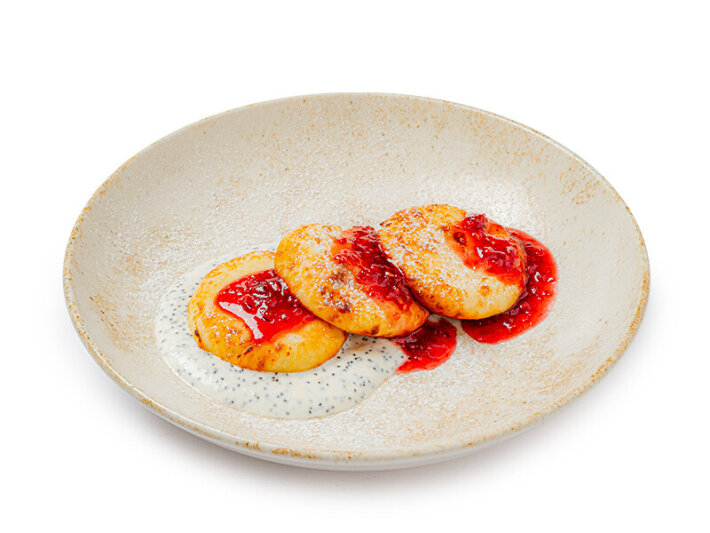 Сырники с маковым соусом