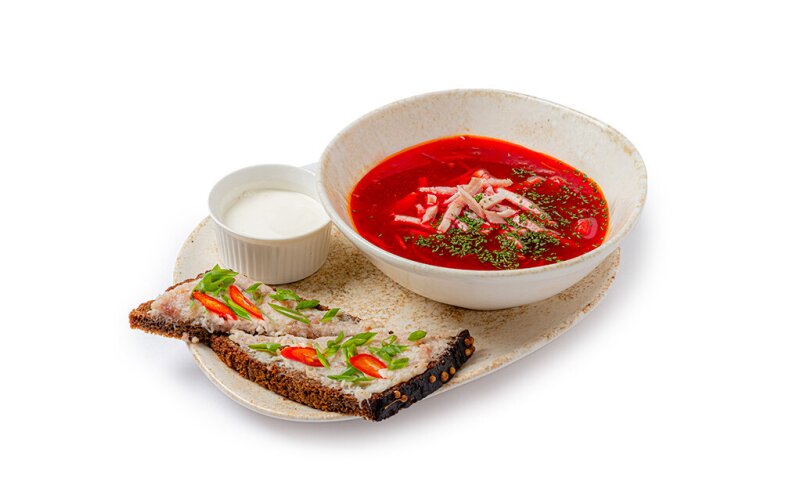 Борщ с закуской из шпика