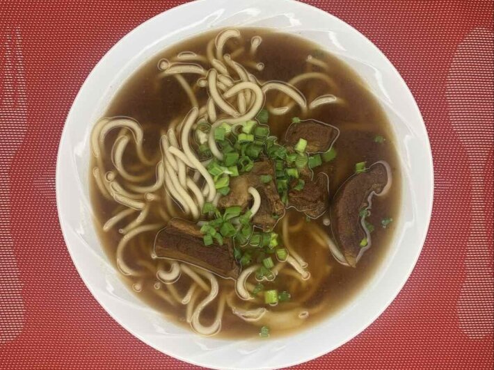 Лапша с рёбрышками