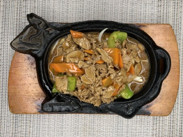 Свинина на сковороде