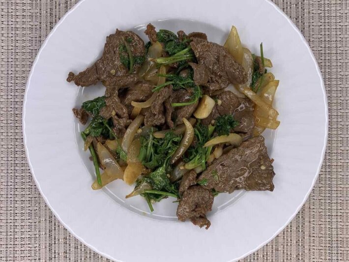 Говядина с кинзой