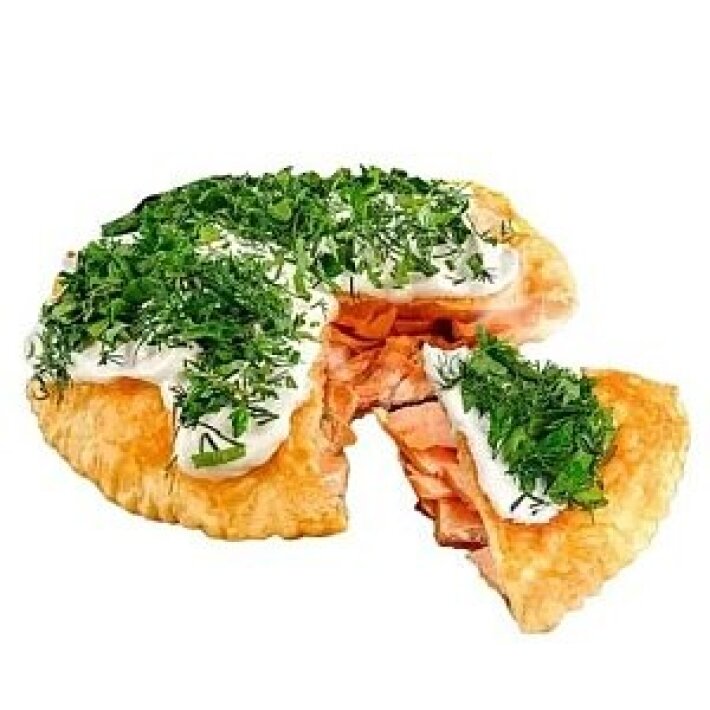 Пирог с красной рыбой и творожным сыром