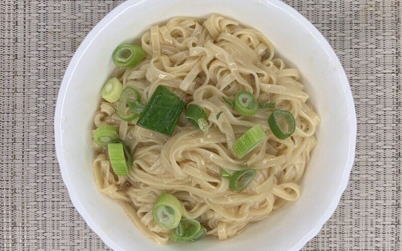 Лапша с луком