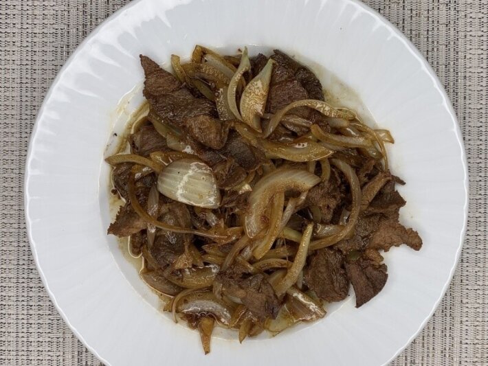 Баранина с луком