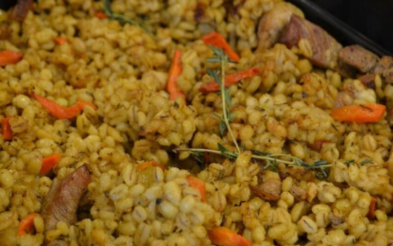 Перловка со свининой