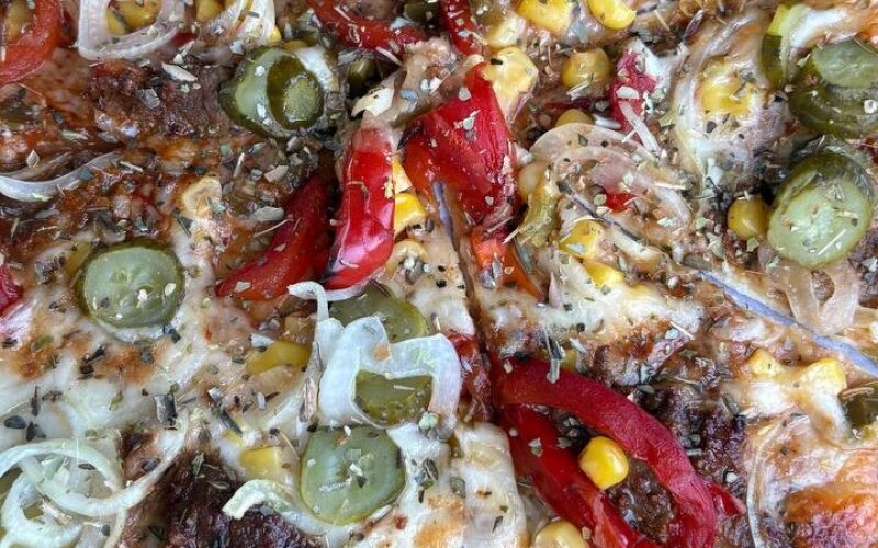 Пицца «Мясная с грибами»