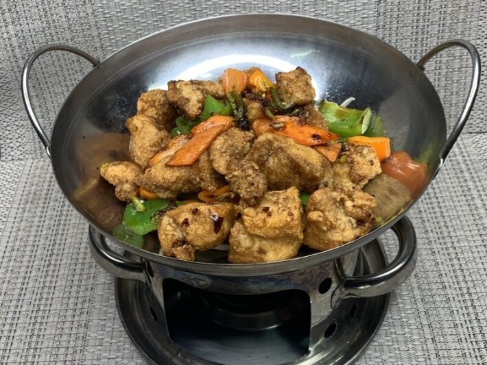 Курица с овощами на огне