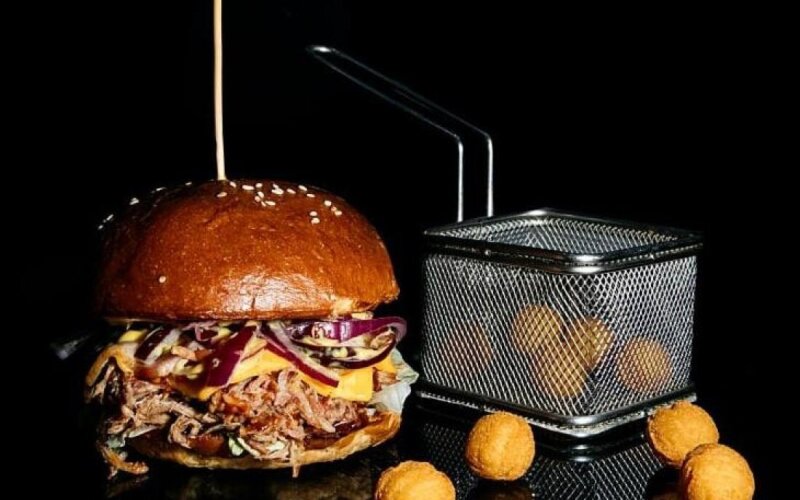 Бургер с «Рваным мясом»