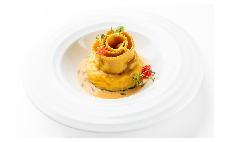 Равиоли с крабом и шпинатом