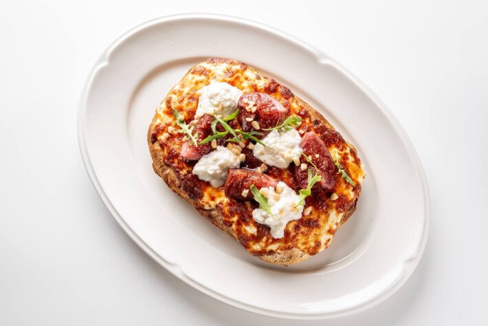 Пинса «Инжир и страчателла»