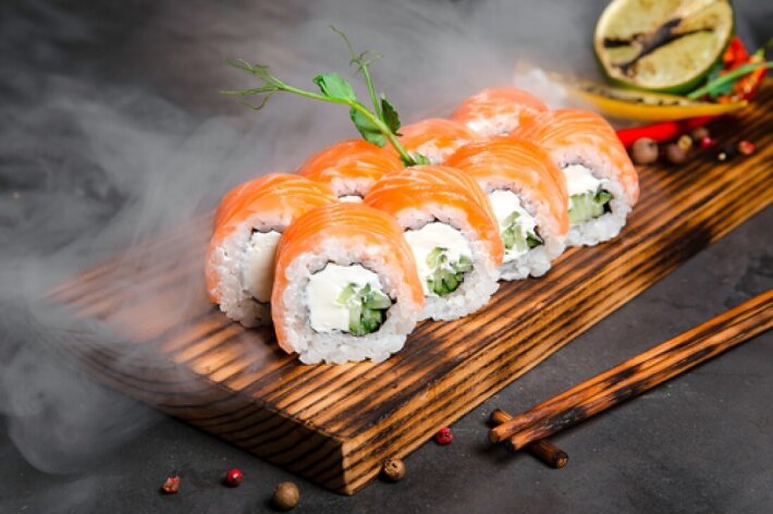 Ролл «Филадельфия с огурцом»