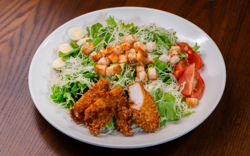 Салат «Цезарь» с курицей