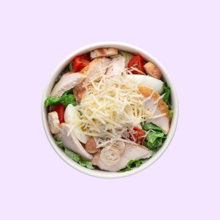 Салат Цезарь с курицей