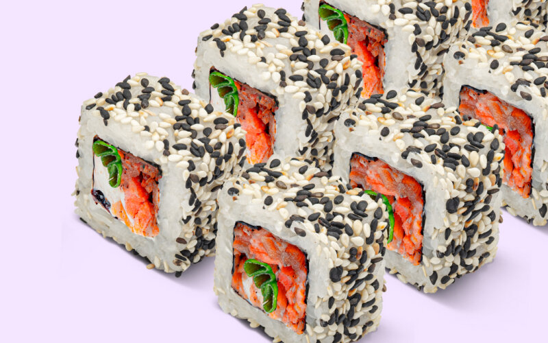 Яркий лосось