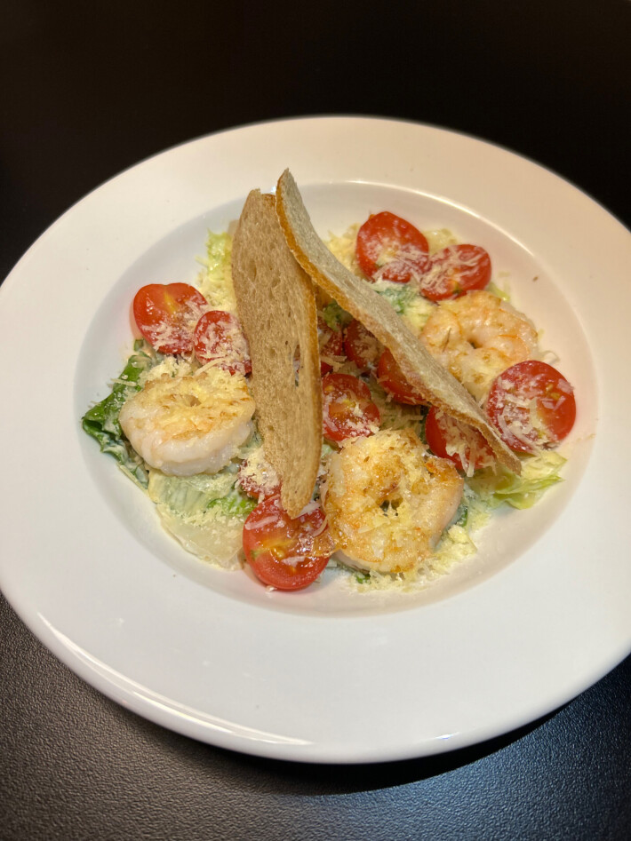 Салат «Цезарь» с креветкой