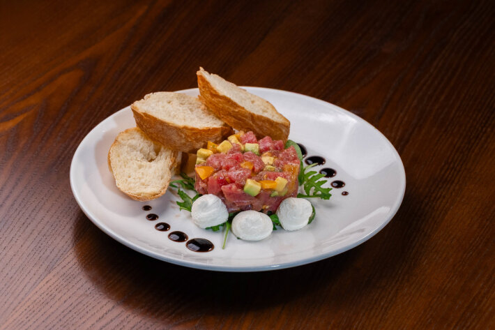 Тартар из тунца