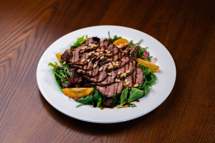 Салат с говядиной