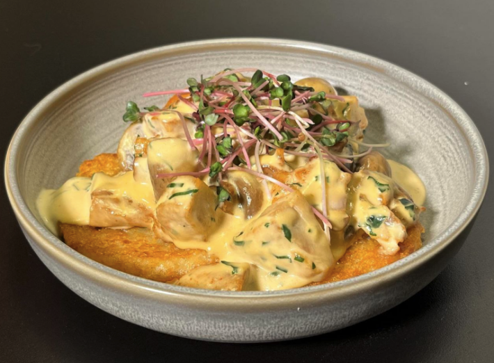 Хашбрауны с цыплёнком и грибами