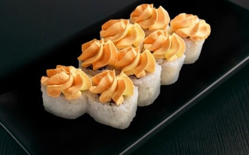 Ролл «Лава с крабом»