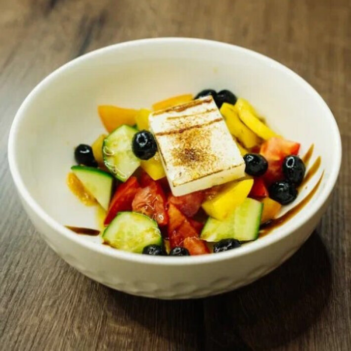 Салат «Греческий» с обжаренной фетой