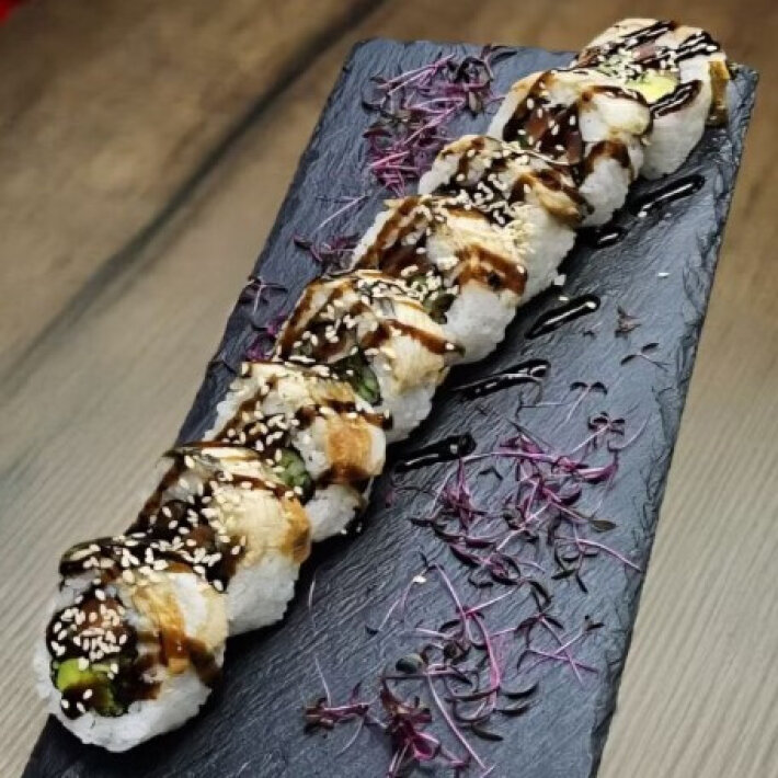 Ролл «Дракон»