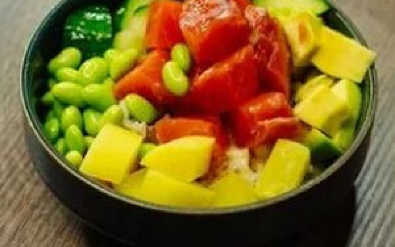 Поке с лососем