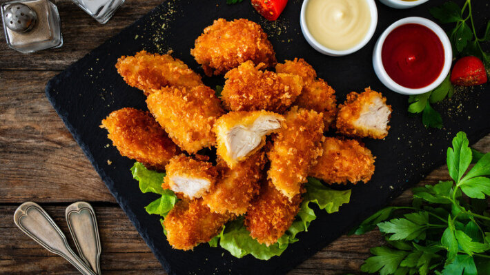 Наггетсы куриные с соусом