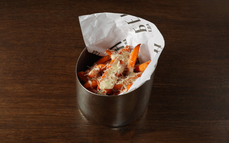 Батат фри с трюфельным соусом