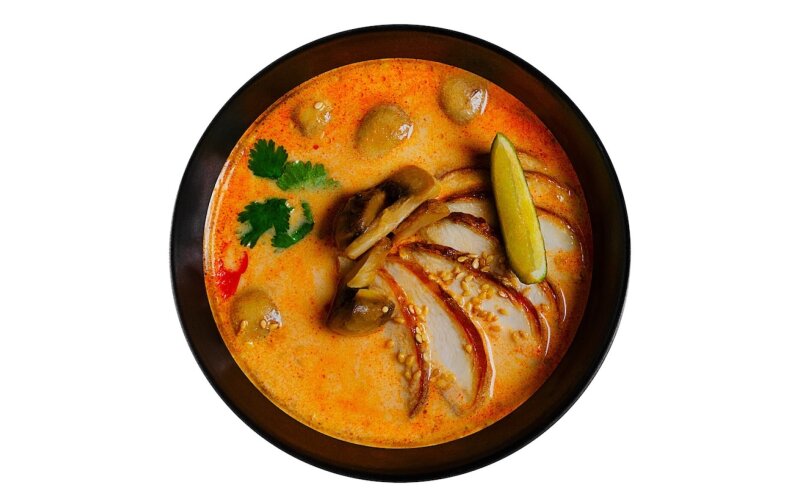 Том Ям с цыпленком