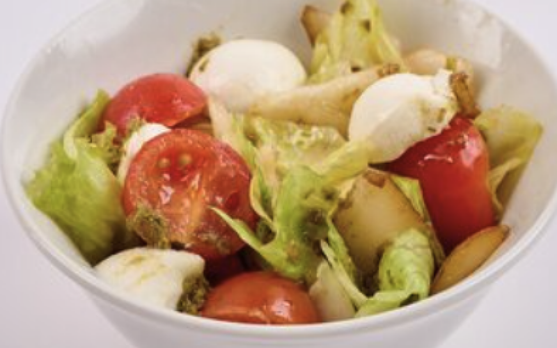 Салат «Капрезе»