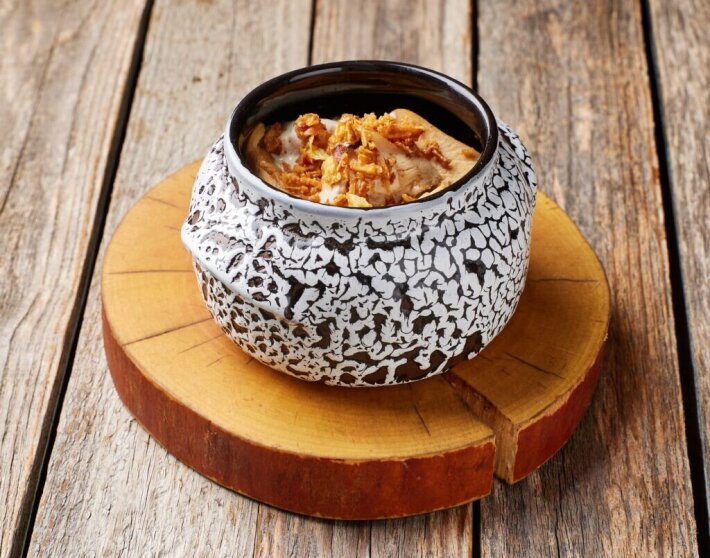 Жаркое «По-городецки» с курицей и сливочным соусом