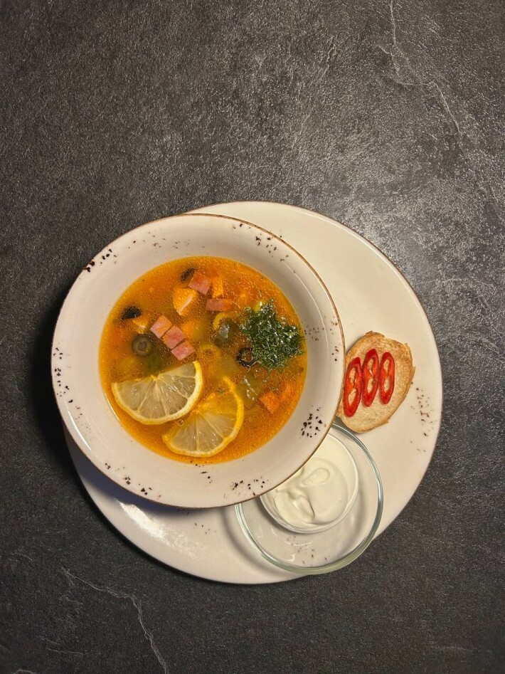 Солянка сборная мясная