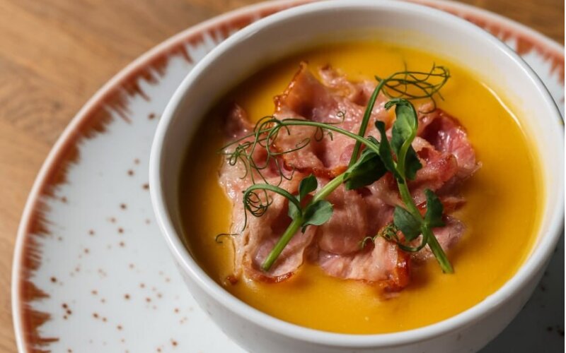 Суп-пюре «Гороховый» с беконом