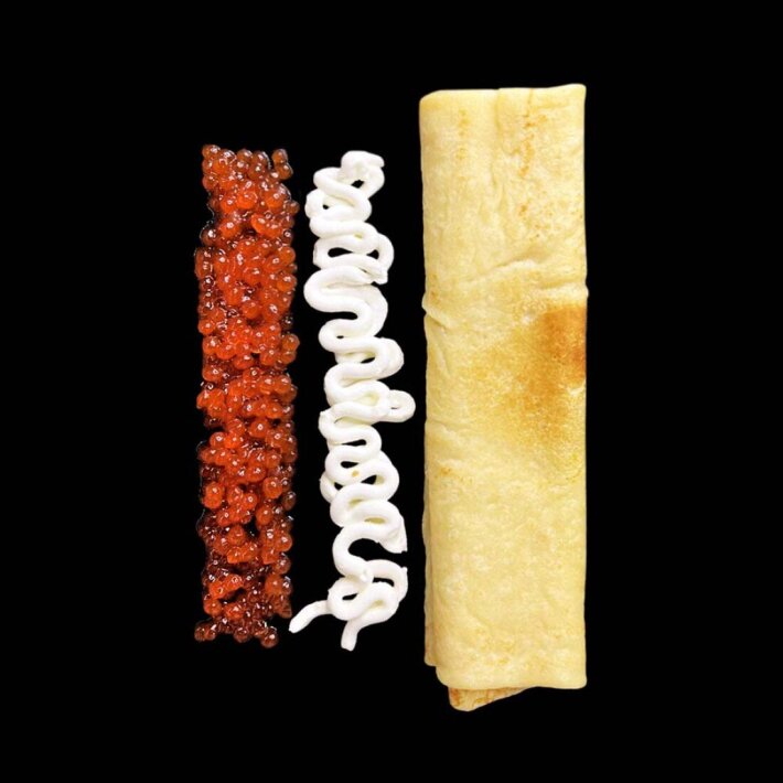 Блин к красной икрой