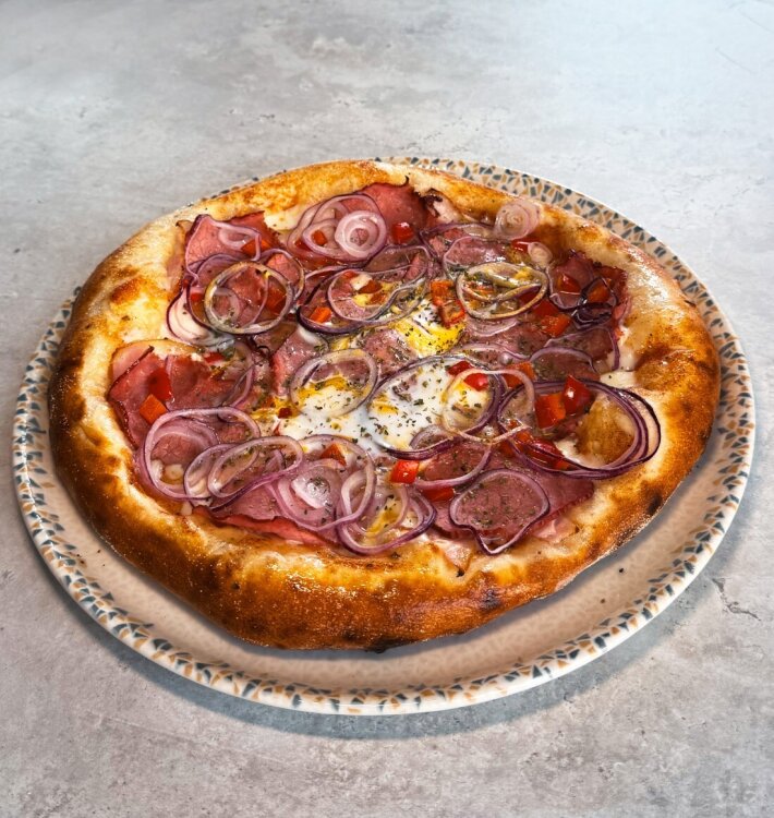 С копченой говядиной