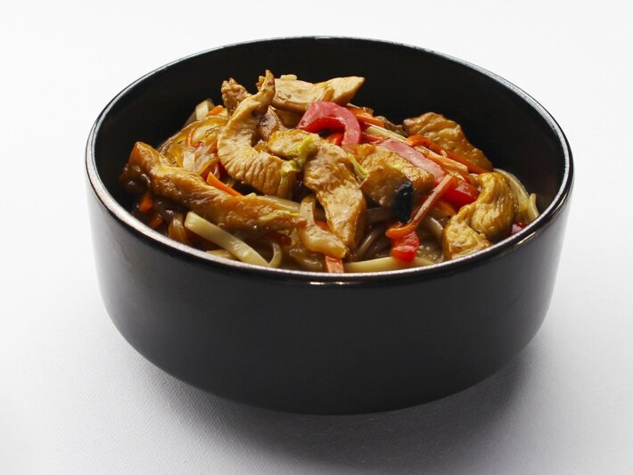 Wok с курицей