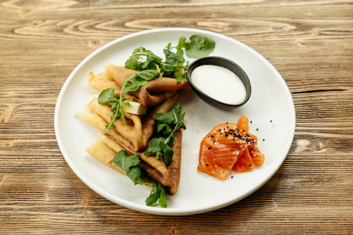 Блины с лососем