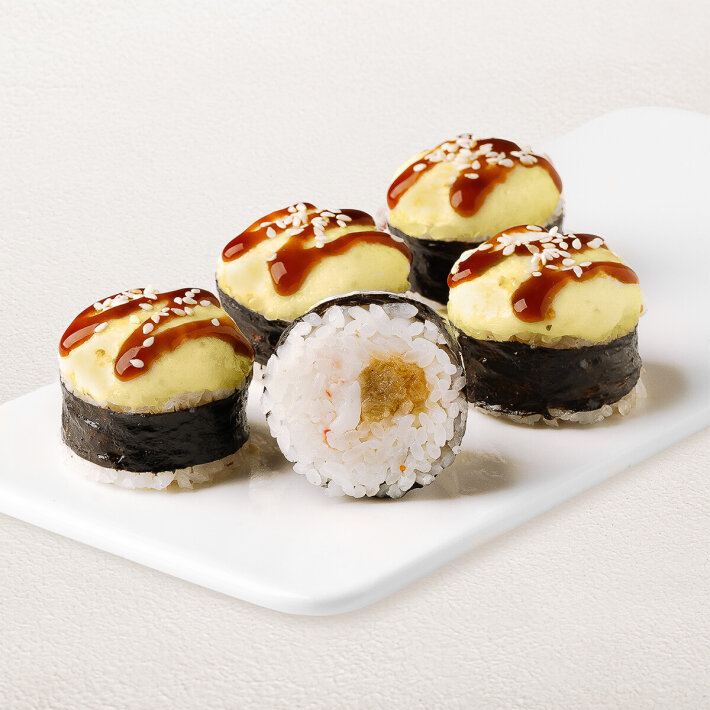 Ролл «Аяши» с лососем и моцареллой