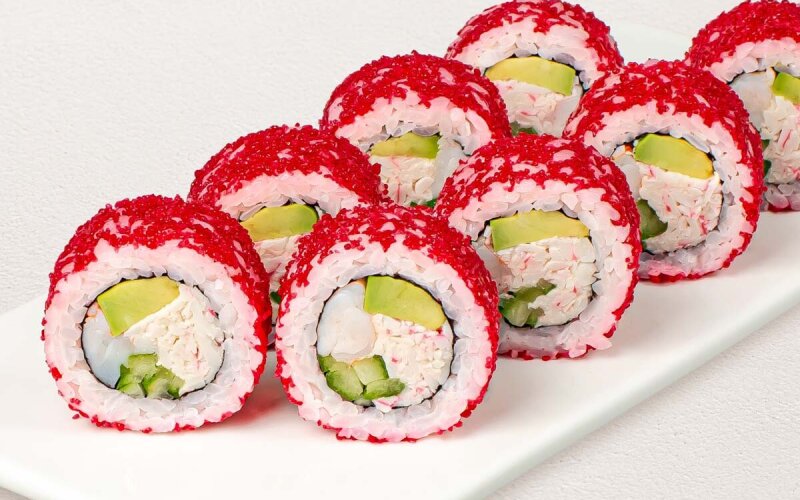 Ролл «Калифорния» с тигровой креветкой